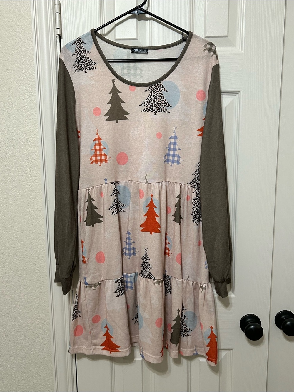 Women's Long Sleeve Pink Holiday Tree Tiered Dress XL Christmas winter